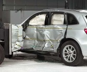 2011 Audi Q5 IIHS Side Impact Crash Test Picture